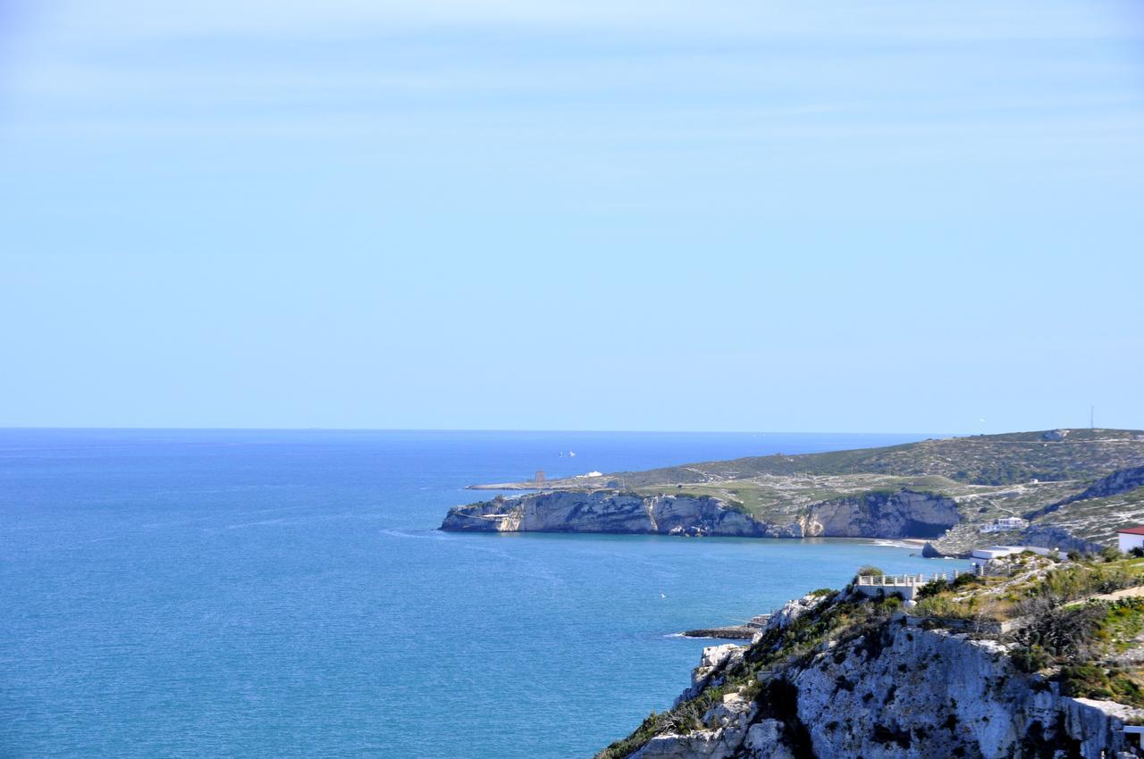 Hotel Peschici Bagian luar foto